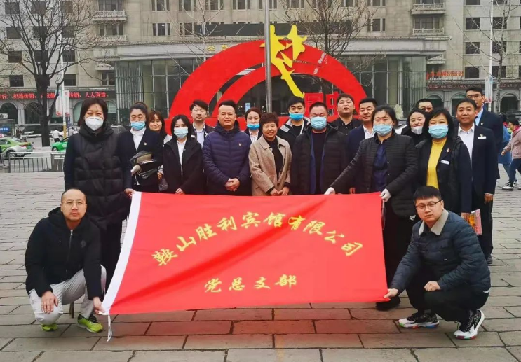 學(xué)習(xí)雷鋒在行動，黨業(yè)融合我先行